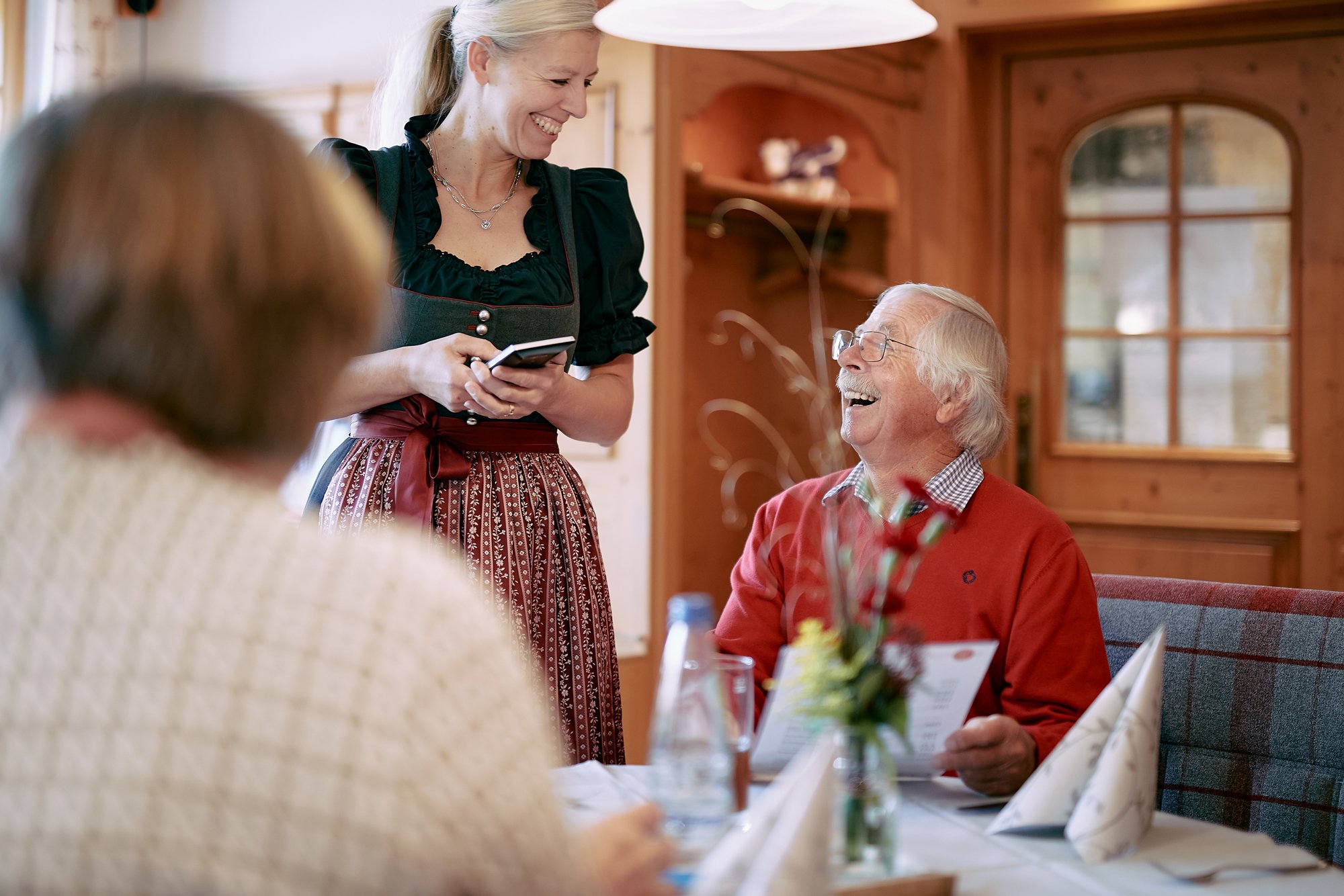 03-Wirtsstube-Raeume-Catering-Feier-Restaurant