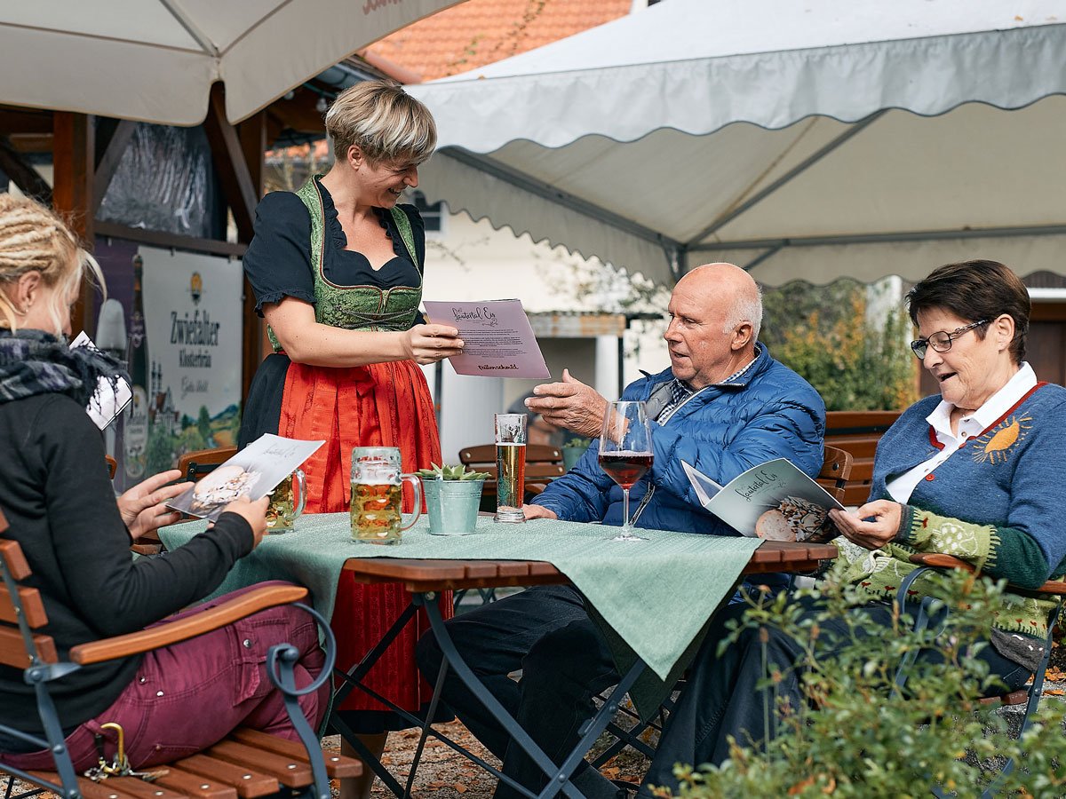 teaser-firmenfeier-catering-biergarten-service-fest-feiern-2